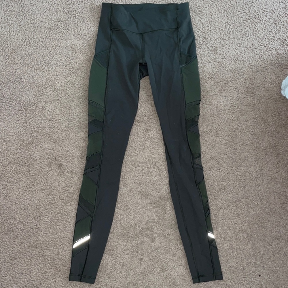 Dark green Lululemon Leggings